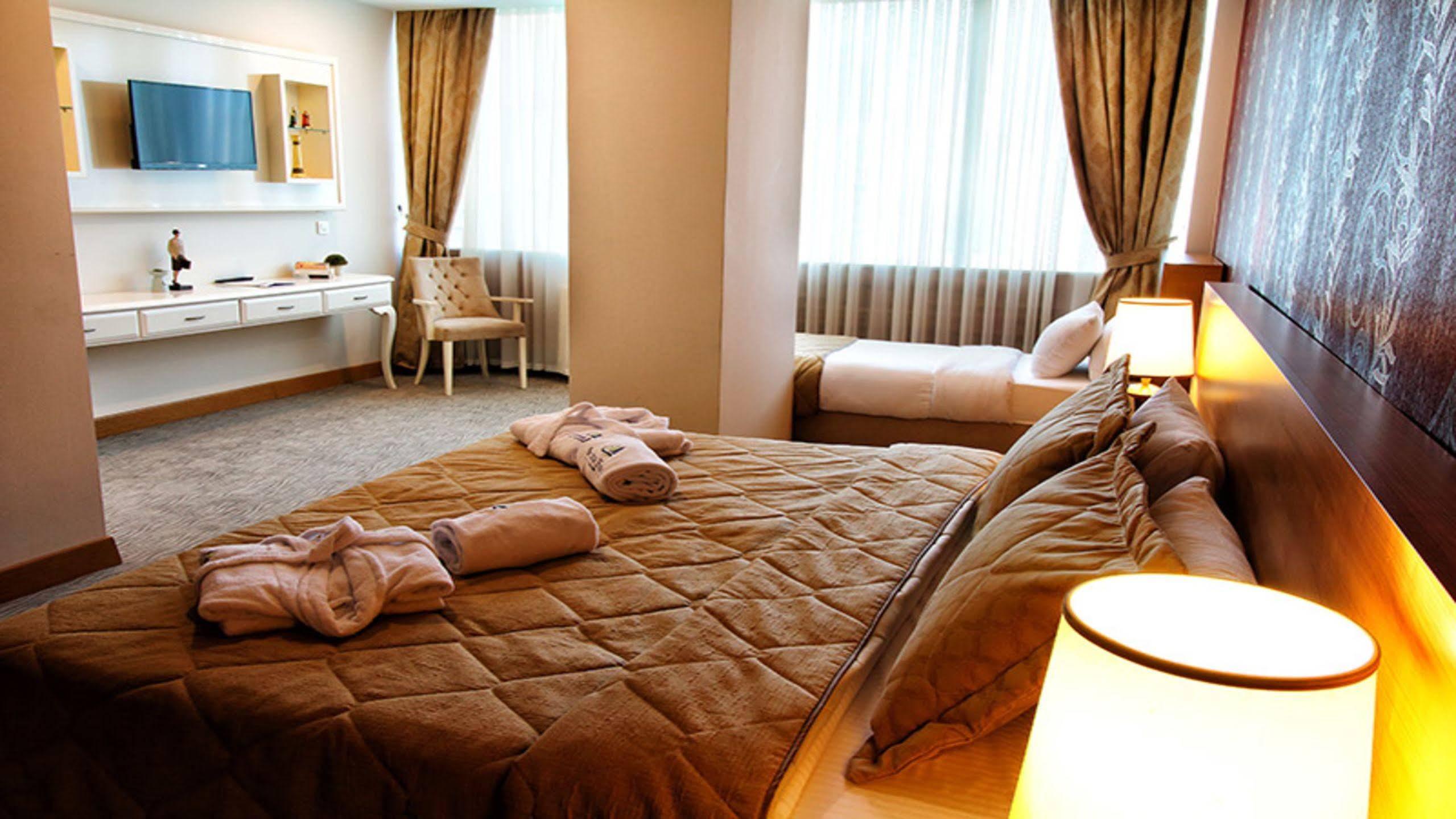 Sarissa Hotel Istanbul Exterior photo